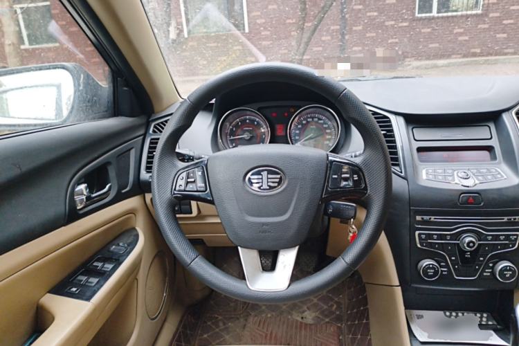 Used Bestune B50 2013 1.6L manual Comfort trim level Steering Wheel