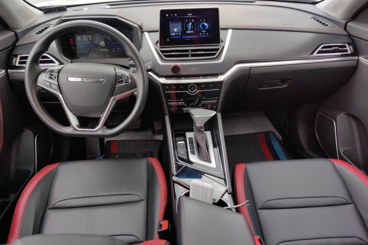 Used Venucia T60 2020 1.6L CVT Smart Drive Version China VI Standard Center Console