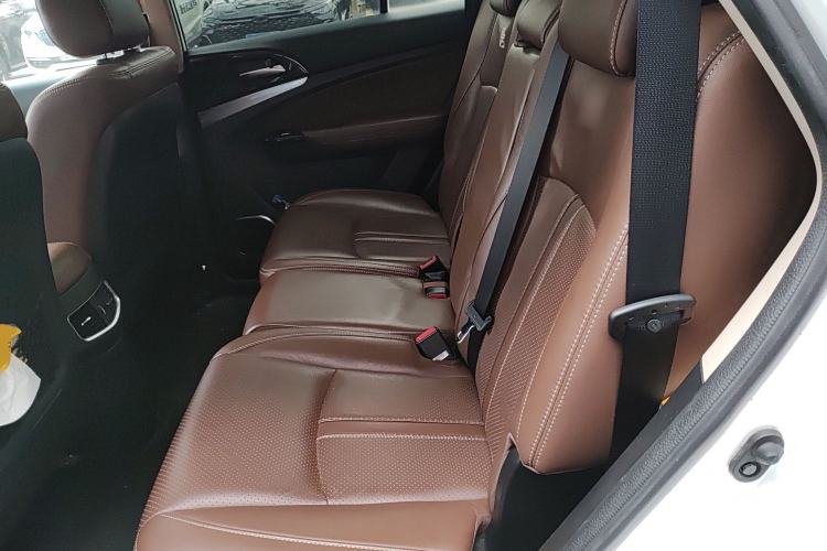 Used BYD Tang New Energy 2015 2.0T Four-Wheel-Drive Flagship Model Left Rear Seat