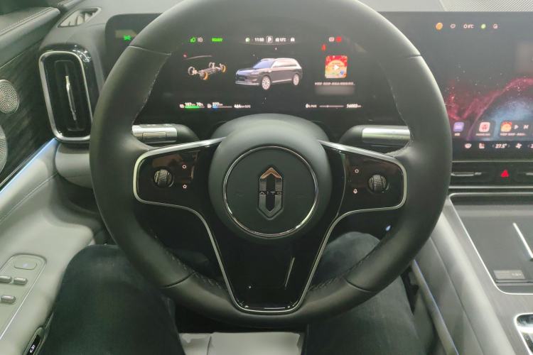 Used Hima AITO M9 2025 Extended-Range Ultra Version 52 kWh 6-Seater
