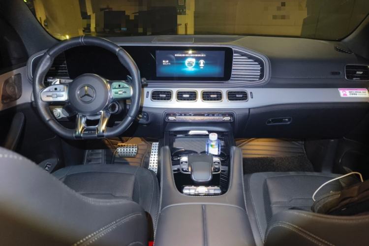 Used Mercedes-Benz GLE AMG 2023 AMG GLE 53 4MATIC+ Center Console