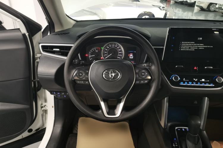 Used Toyota FRONTLANDER 2022 2.0L CVT Luxury PLUS Edition
