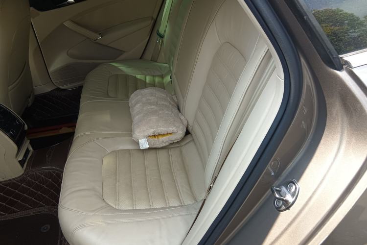 Used Volkswagen Passat 2011 2.0 TSI DSG Premium Edition
