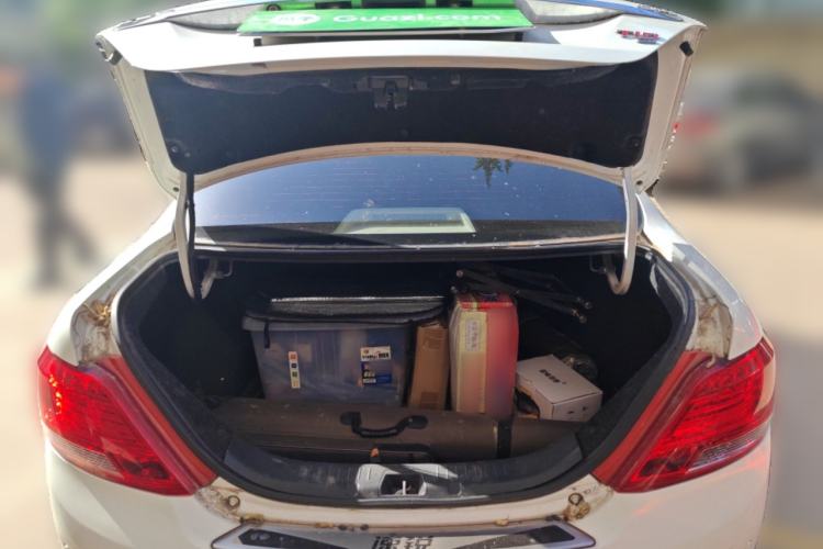 Used BYD Surui 2012 1.5TID Automatic Luxury Version
