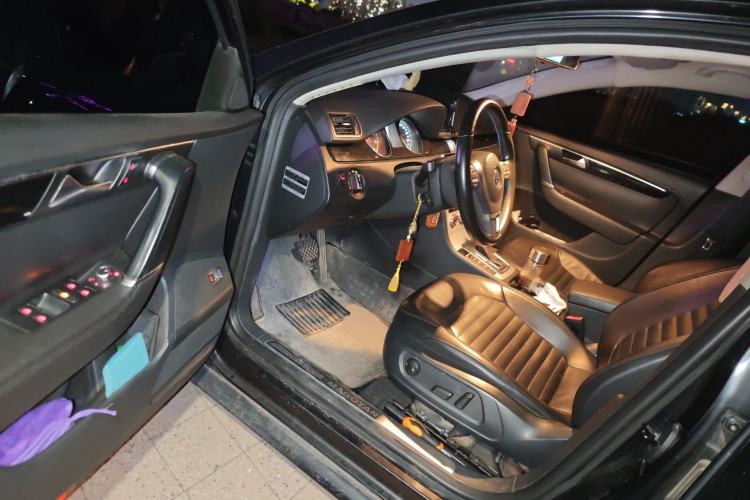 Used Volkswagen Magotan 2013 1.8TSI Luxury Model Driver Seat