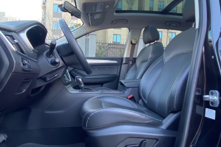 Used Roewe RX5 2019 20T Two-Wheel Drive Automatic 4G Connected Platinum Edition