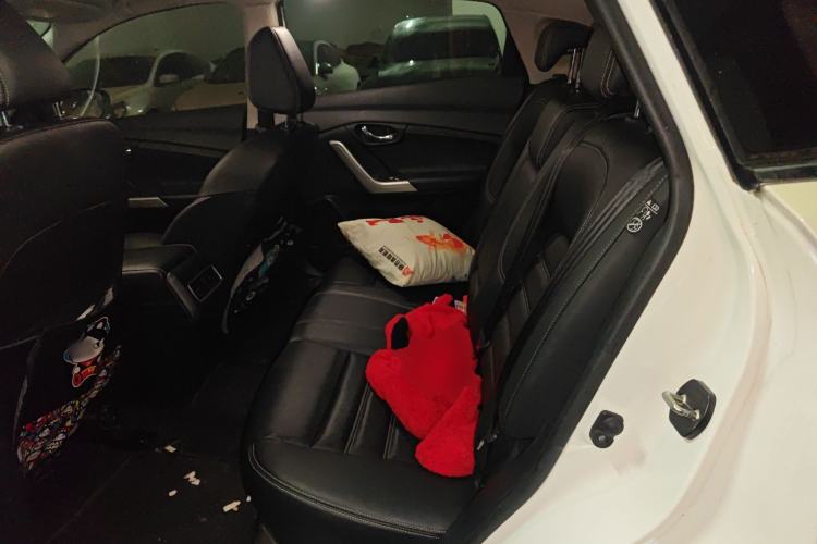 Used Venucia T90 2017 2.0L CVT Smart Edition
