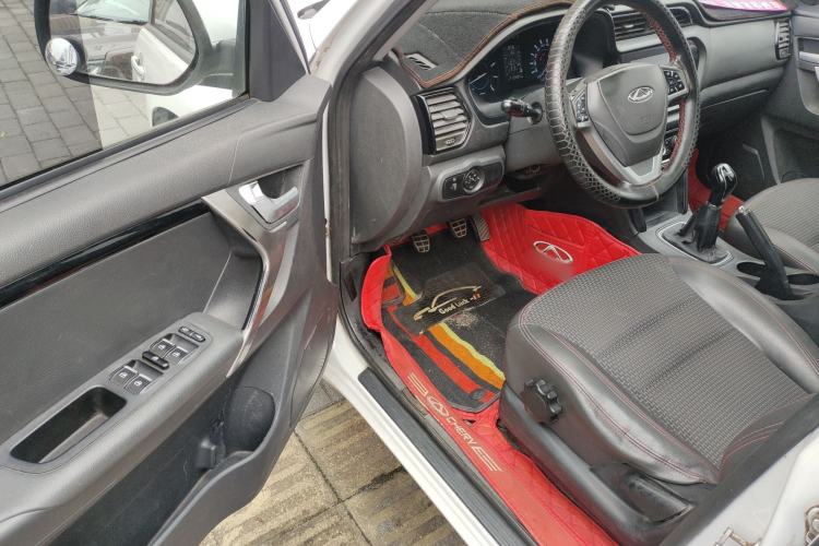 Used Chery Tiggo 3 2016 1.6L Manual ZhiShang Edition
