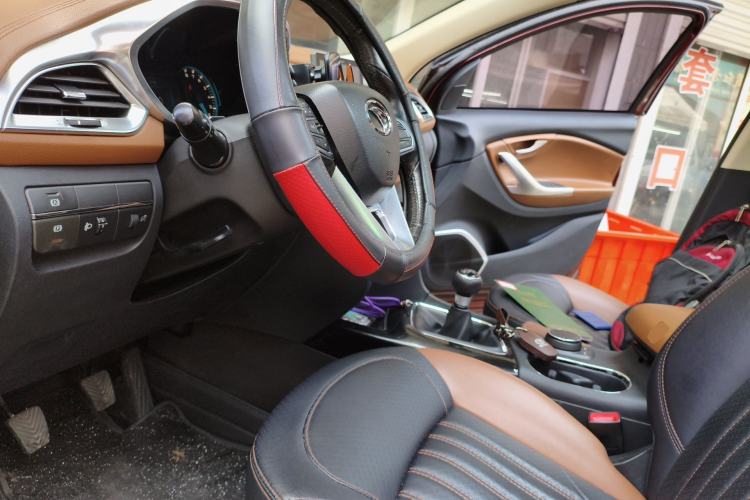 Used Soueast DX7 2017 1.5T Manual Luxury Model Left Front Seat