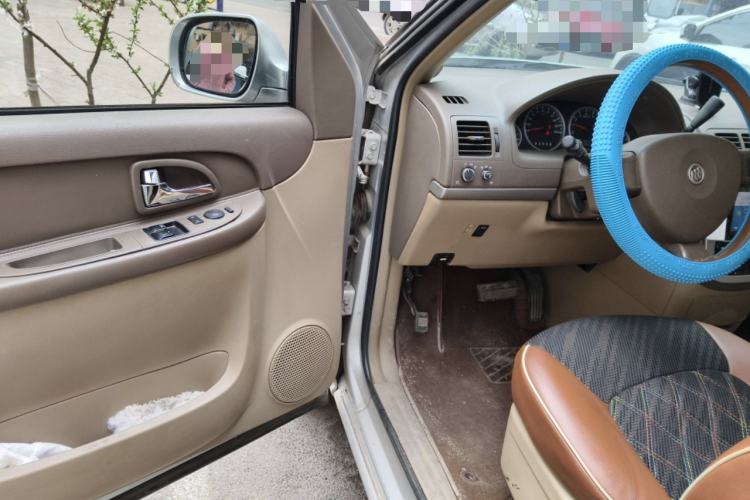 Used Buick GL8 2012 2.4L BASE Comfort Edition