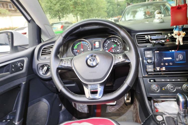 Used Volkswagen Golf Pure Electric 2020 Chari
