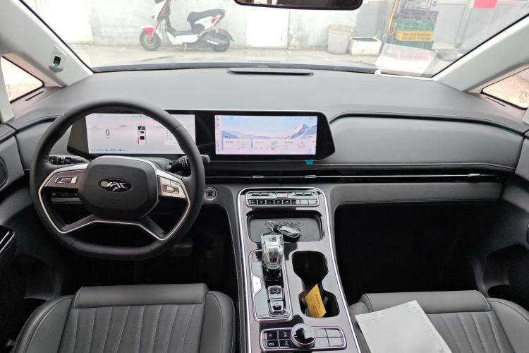 Used JAC Refine RF8 PHEV 2024 Zhiling Edition 1.5T 150KM Flagship Model – Lithium Iron Phosphate
