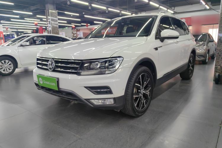 Used Volkswagen Tiguan L 2019 Revised 330TSI Automatic Two-Wheel Drive Smart & Luxury Edition China VI Standard
