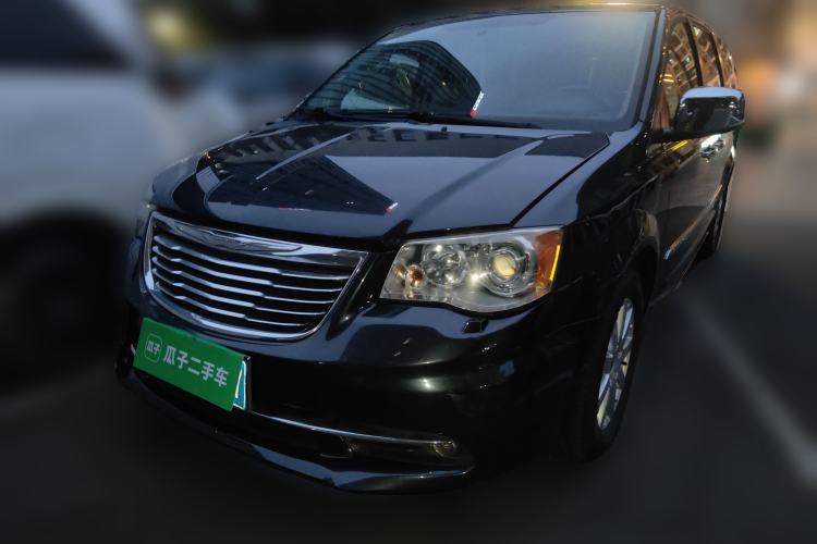 Used Chrysler Grand Voyager 2013 3.6L Luxury Edition