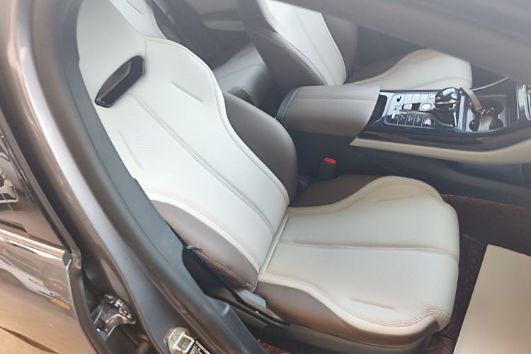 Used BYD Qin PLUS 2024 HONOR Edition DM-i 55KM Leading Model Right Front Seat