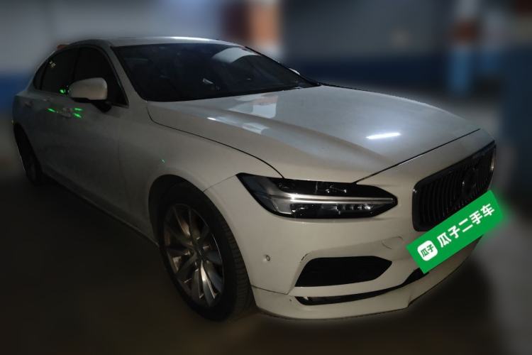 Used Volvo S90 2017 T5 Zhiyuan Edition
