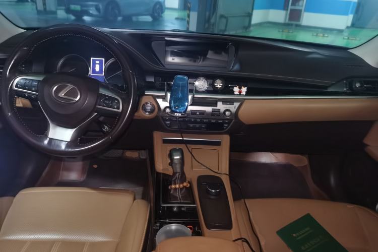 Used Lexus ES 2017 200 30th Anniversary Edition