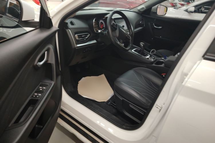 Used JETOUR X70M 2020 Revised 1.5T Manual Travel Companion Version 5 Seats
