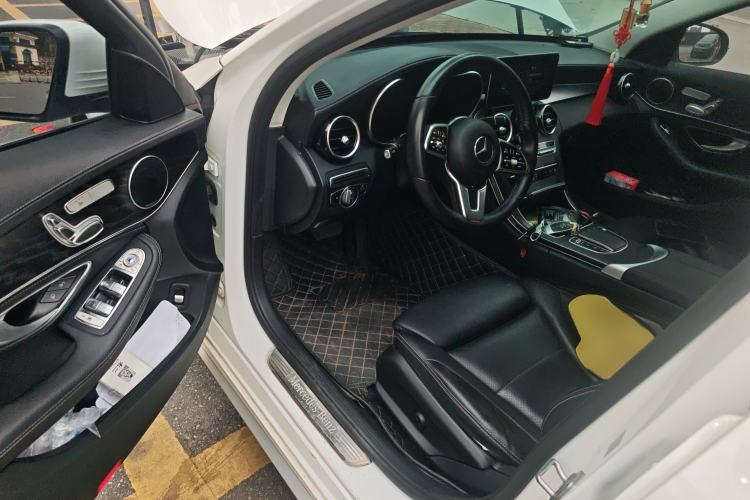 Used Mercedes-Benz C-Class 2019 Restyled C 260 L Sport Edition Driver Seat