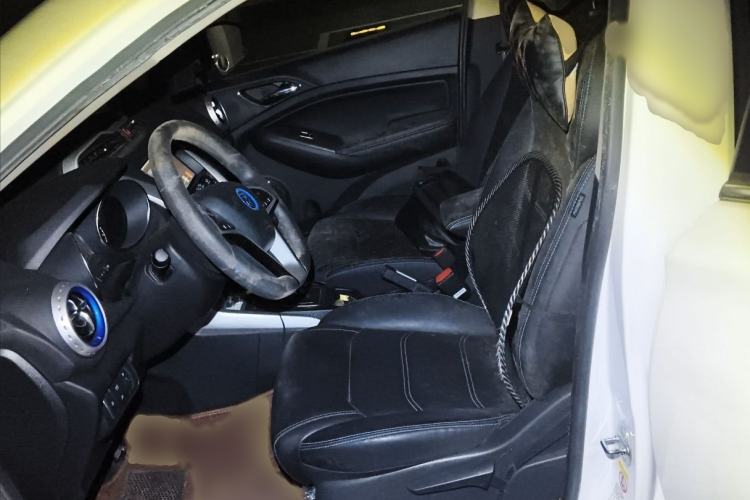 Used BYD Yuan New Energy 2018 EV360 Smart Connected Cool Model