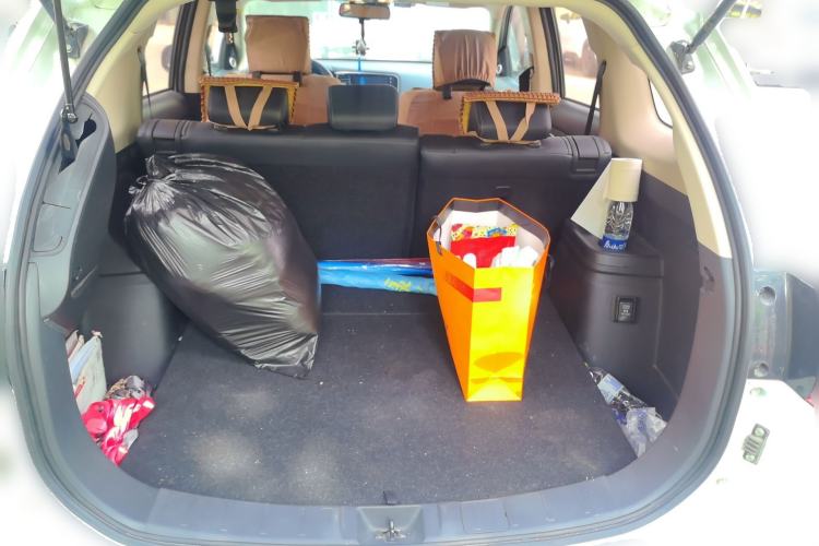 Used Mitsubishi Outlander 2019 2.4L 4x4 Zhi Xiang Edition 5 Seats China VI Standard