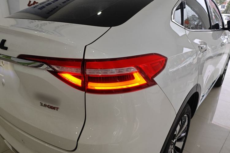 Used Haval F7x 2021 2.0T Two-Wheel Drive Intelligent Technology Edition
