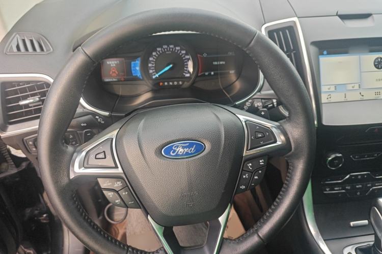 Used Ford Edge 2018 EcoBoost 245 Two-Wheel-Drive Titanium 7-Seater China V Standard
