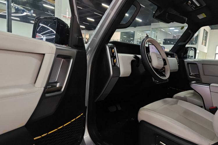 Used iCAR V23 2025 401 Two-Wheel Drive Intelligent Driving Version