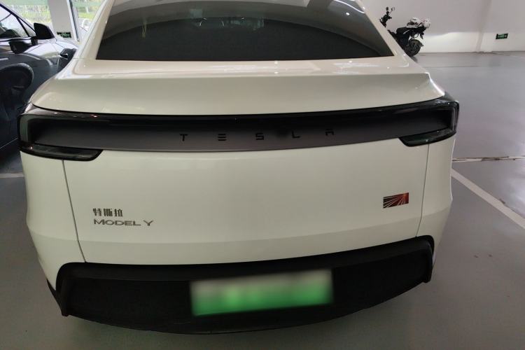 Used Tesla Model Y 2025 Rear-Wheel Drive First Edition