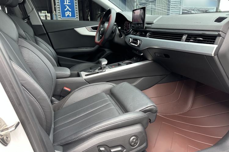 Used Audi A4L 2022 40 TFSI Luxury Dynamic Model