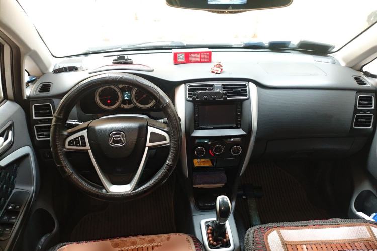 Used Suzuki Liana 2012 Hatchback 1.4 VVT Manual Luxury Model
