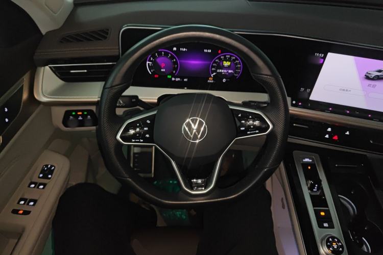 Used Volkswagen Tavendor 2023 380TSI Four-Wheel Drive R-Line Cruise Edition
