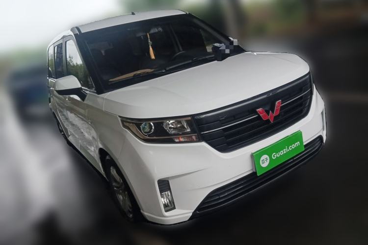 Used Wuling Hongguang PLUS 2019 1.5T Manual Luxury 7-Seater
