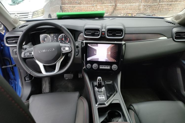 Used Lynk & Co 02 2018 1.5T DCT Two-Wheel Drive Pro Version China V Emission Standard