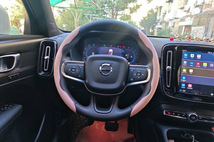 Used Volvo XC40 2023 B3 Zhiyuan Luxury Edition