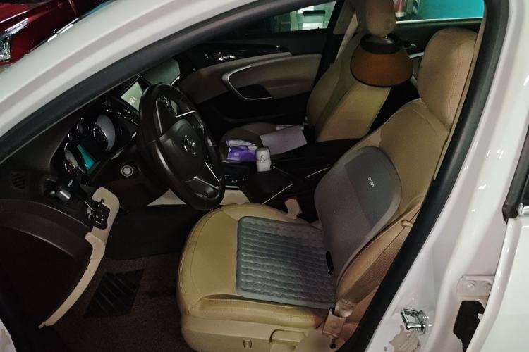 Used Buick Regal 2014 2.0L Leading Fashion Edition