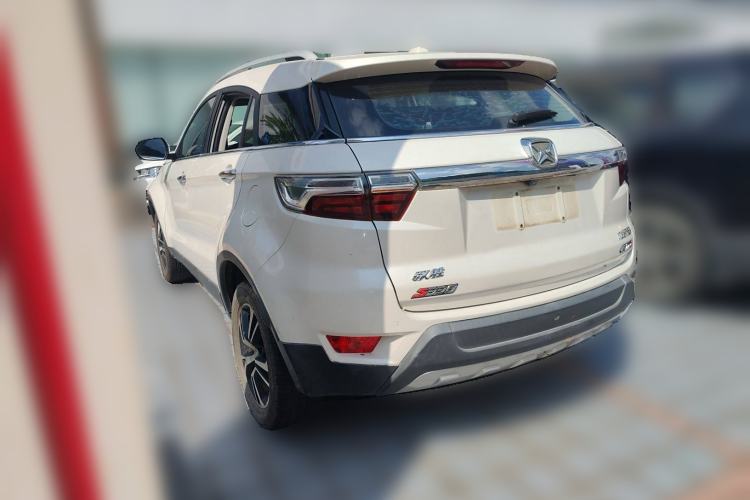 Used JMC Yusheng S330 2016 1.5L GTDi Automatic Two-Wheel Drive Prestige Edition