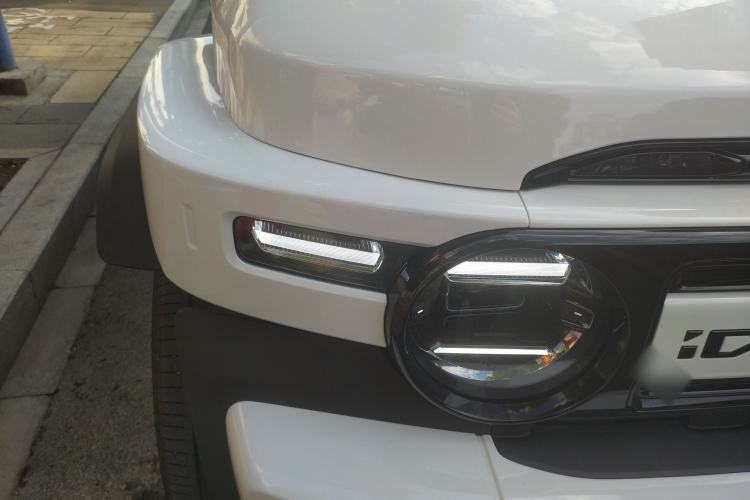 Used iCAR V23 2025 501 Four-Wheel Drive Advanced Version