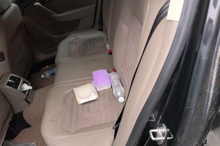 Used Volkswagen Magotan 2015 Facelift 1.8TSI Luxury Model Left Rear Seat