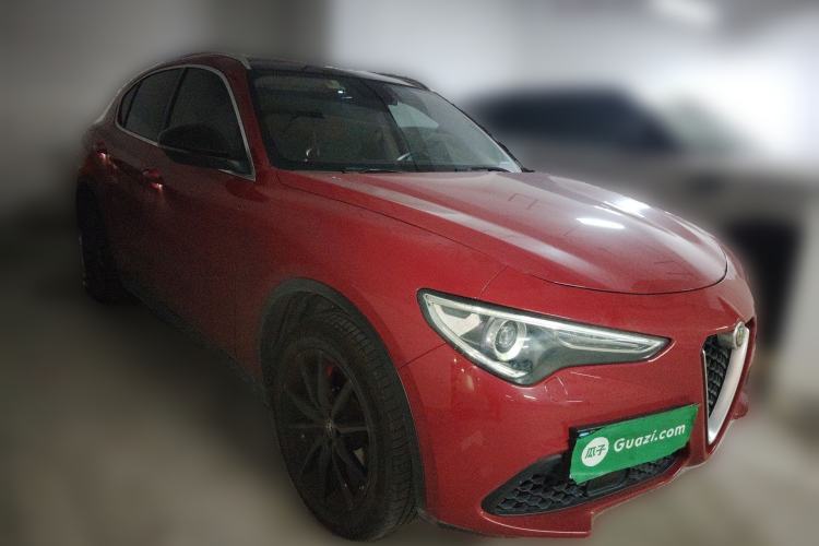 Used Alfa Romeo Stelvio 2017 2.0T 200HP Luxury Edition
