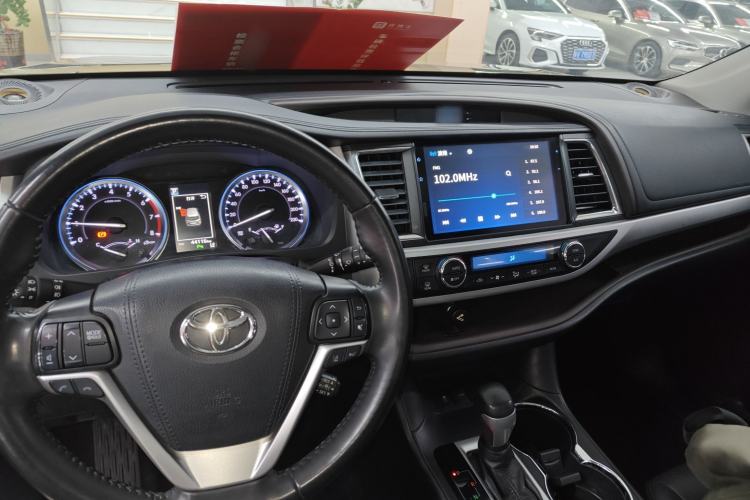 Used Toyota Highlander 2018 2.0T Four-Wheel Drive Prestige Version 7 Seats China VI Standard
