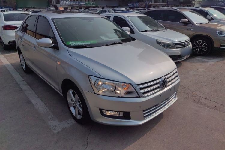 Used Volkswagen Santana 2015 1.6L Manual Comfort Edition Exterior 1