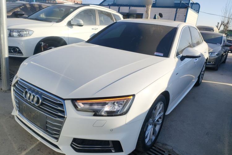 Used Audi A4L 2018 30th Anniversary Edition 40 TFSI Fashion Model
