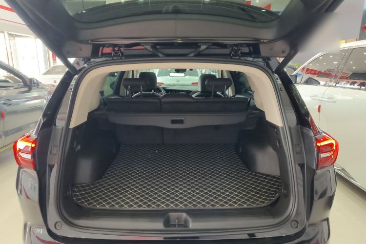 Used Buick Envision 2023 Encore Plus 652T Five-Seat Luxury Model
