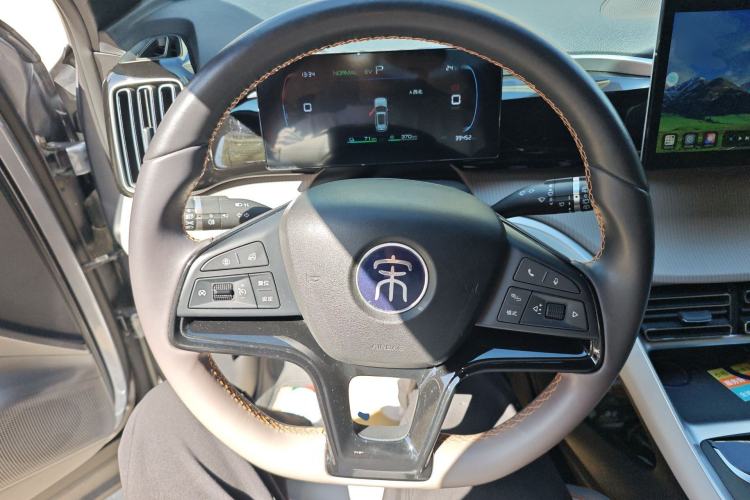 Used BYD Song Pro New Energy 2023 Champion Edition DM-i 71KM Navigation Model