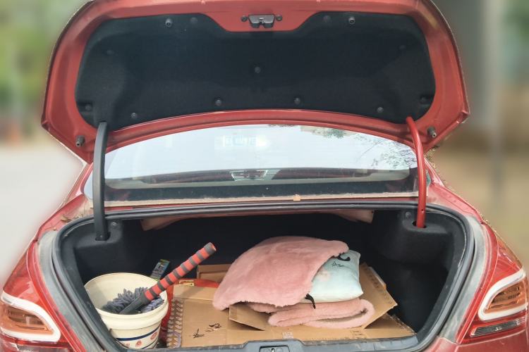 Used Peugeot 308 2013 1.6L Manual YouShang Model Trunk