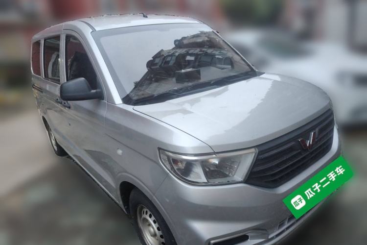Used Wuling Hongguang V 2019 1.5L Jingqu Version China VI LAR