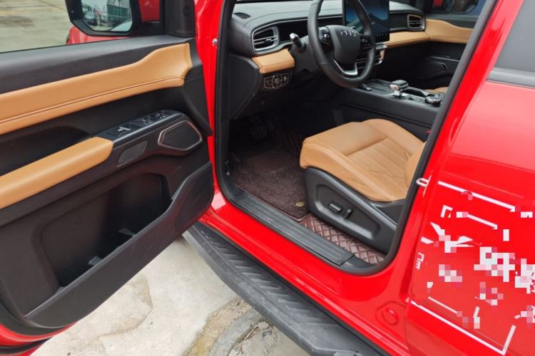 Used RELY Venucia R08 2025 Model 2.3T 8AT 4WD Diesel Standard Box Dream Edition Driver Seat