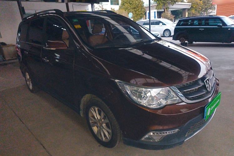 Used Baojun 730 2014 1.5L manual Comfort ESP version 7 seats Exterior 2