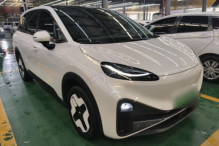 Used ARCFOX Kaola S 2024 PRO Front Right 45 Deg